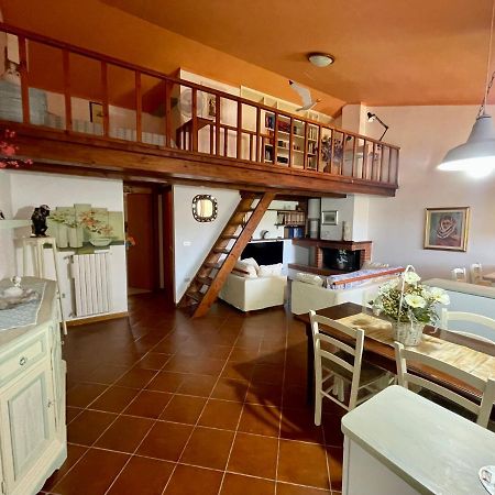 Amazing House 10 Min By Car From The Beach Olbia Exterior foto