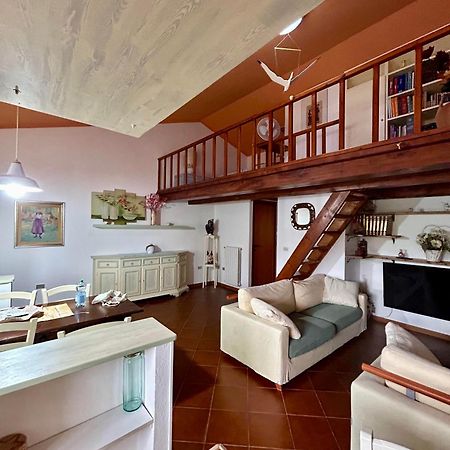 Amazing House 10 Min By Car From The Beach Olbia Exterior foto