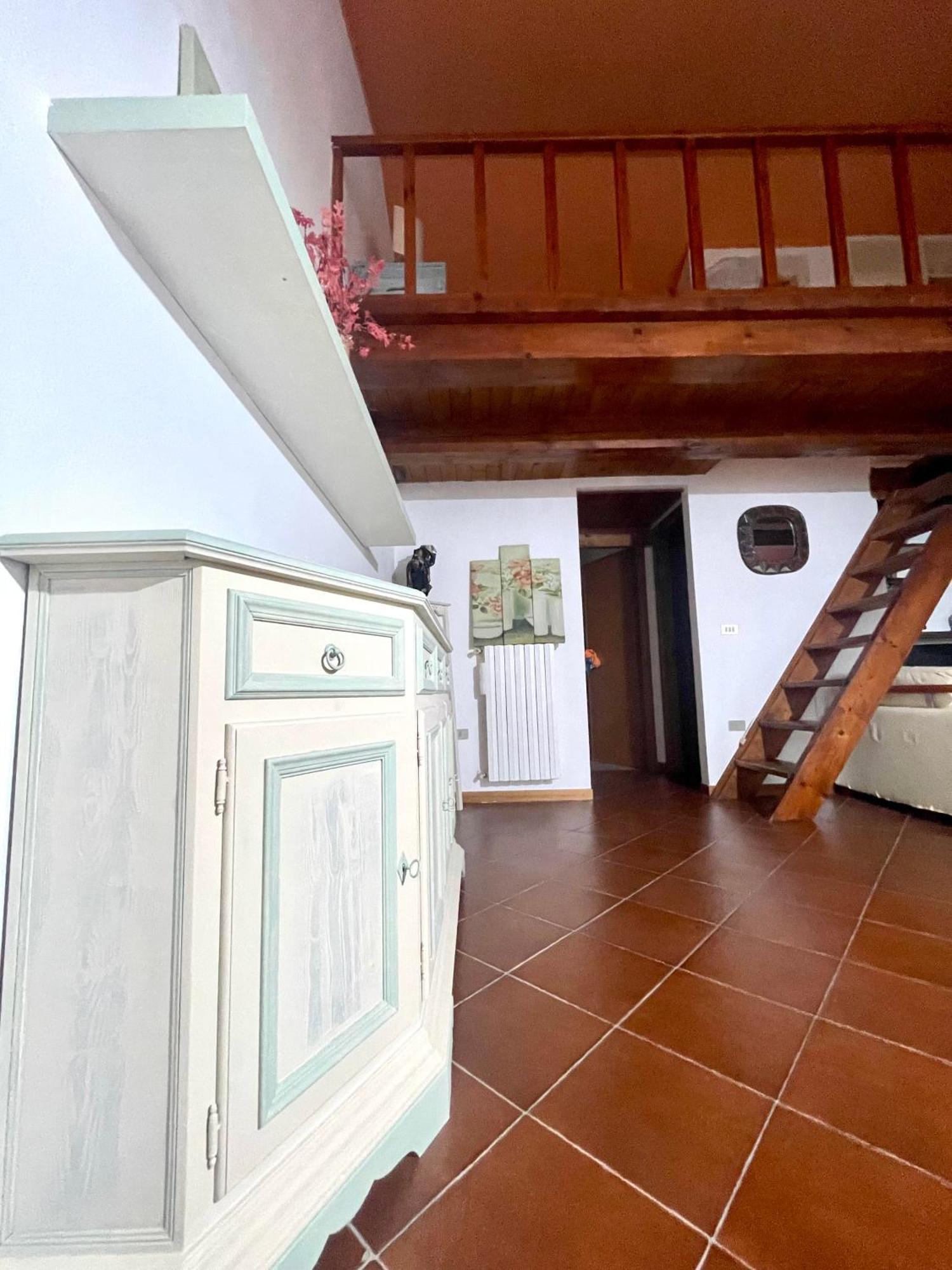 Amazing House 10 Min By Car From The Beach Olbia Exterior foto